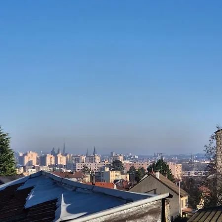 Cozy & Quiet Studio, Comfortable, Free Parking Dijon