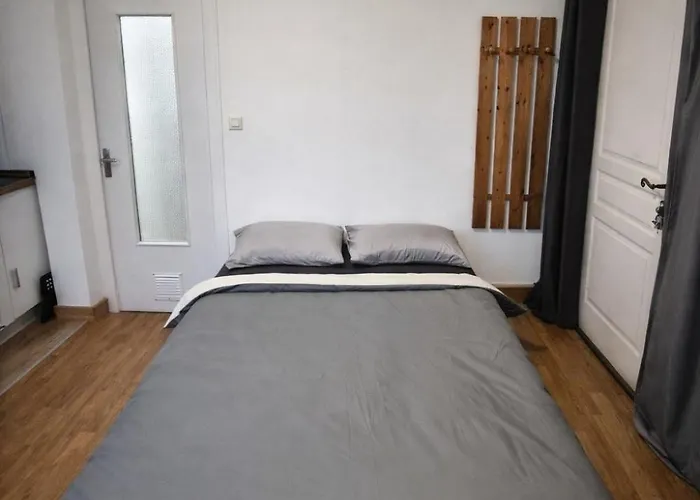 Cozy & Quiet Studio, Comfortable, Free Parking *